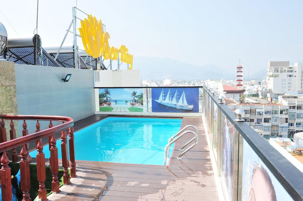 Sen Vang Luxury Hotel Нячанг Экстерьер фото